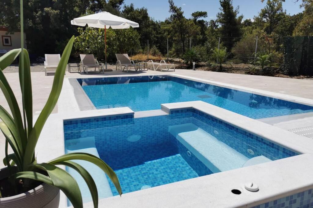 Fiore Di Rodi - Private Pool, Jacuzzi And Barbecue Іялісос Екстер'єр фото